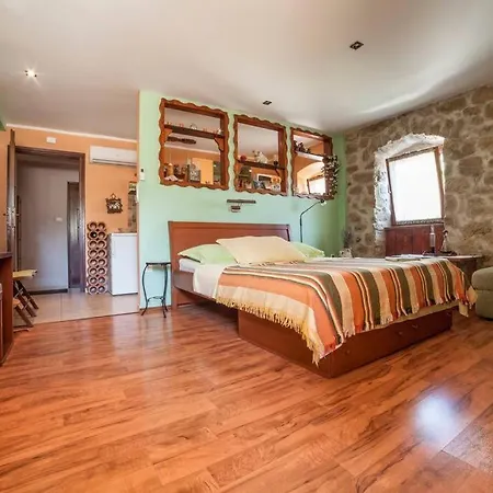 Authentic Dalmatian House Sara 斯普利特